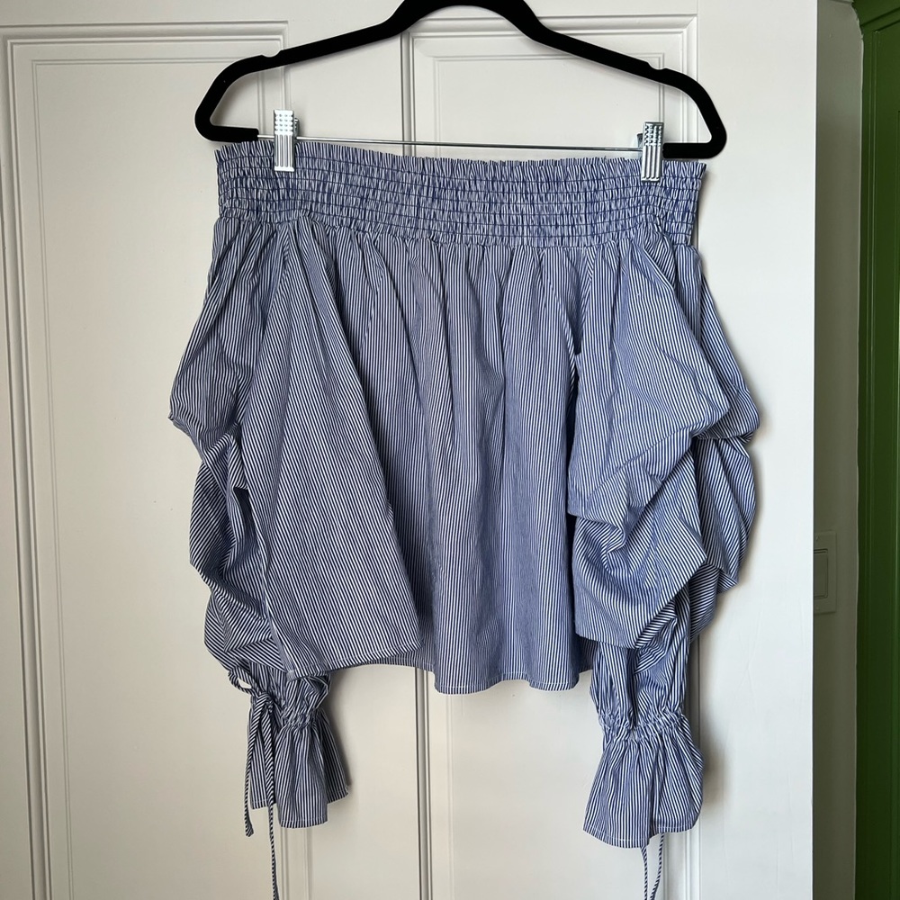 Long sleeve top